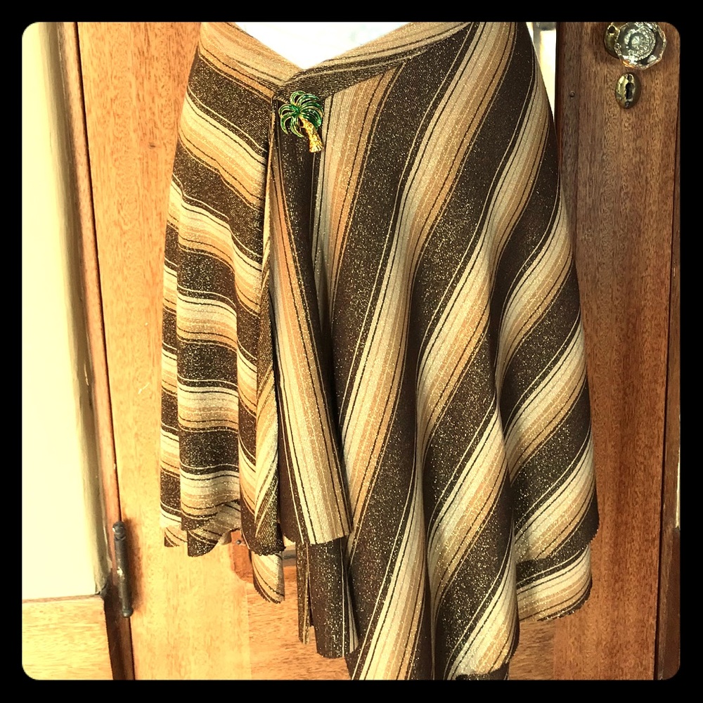Asymmetrical skirt